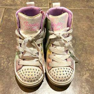 skecher lights up sneaker